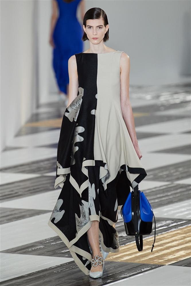 Mũ bóng đèn, áo blazer lửng và loạt xu hướng lên ngôi năm nay-15