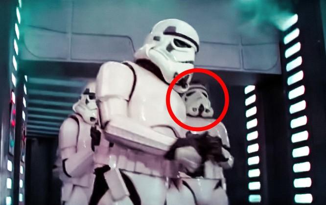 Loạt sạn quê độ trong phim bom tấn Hollywood khiến khán giả cười ngất-2