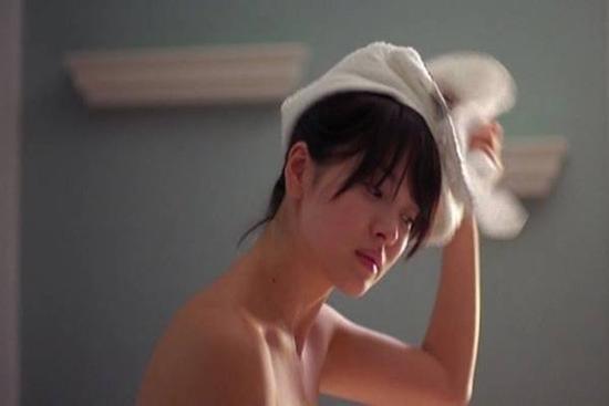 Khán giả nhắc lại bộ phim nhạy cảm bị cấm chiếu của Song Hye Kyo