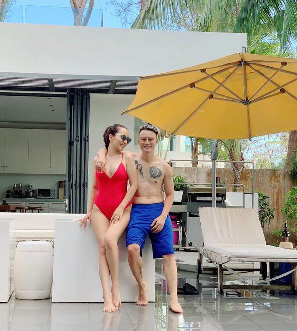 Khoe loạt hình sau mỗi lần sinh nở, vợ Hoàng Bách khẳng định phong độ hồi dáng đỉnh cao-4