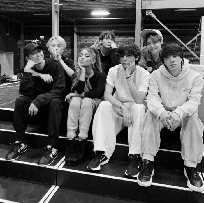 Mong thần tượng kết hợp với BTS và BlackPink, fan Ariana Grande đã đổi gout sang Kpop?-3