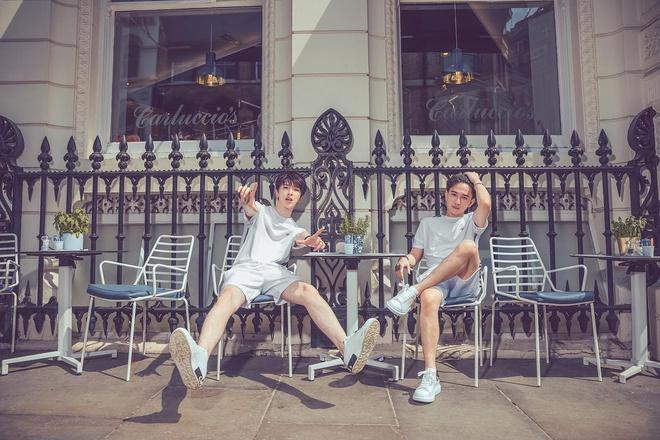 Tình yêu 12 năm của đôi đồng tính nam nổi tiếng châu Á-1