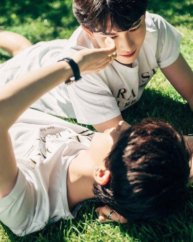 Tình yêu 12 năm của đôi đồng tính nam nổi tiếng châu Á-4