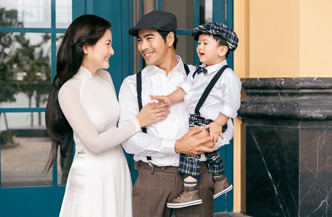 Ngọc Lan được người đàn ông bí ẩn tặng hoa sau 3 tháng công khai ly hôn Thanh Bình-4