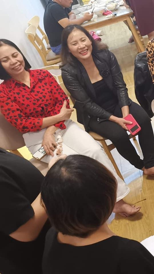 Tặng ốp điện thoại khắc tên mình cho mẹ vợ tương lai, chuyện Sơn Tùng M-TP yêu Thiều Bảo Trâm đã quá rõ ràng!-4