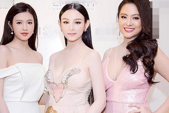 Lộ diện cô em gái thứ 3 được gia đình Huyền Baby 'bọc kín' lâu nay