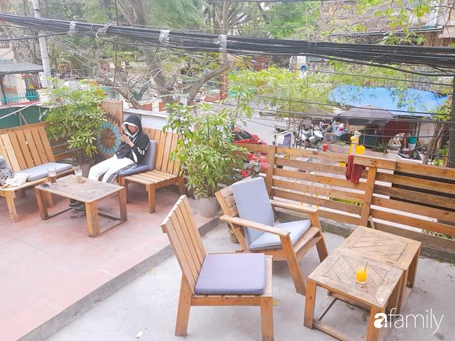 Quán cafe nổi tiếng Hà Nội bị tố vô văn hóa, chủ quán chửi khách: Mày đến không biết mở mồm chào hỏi ai à?-1