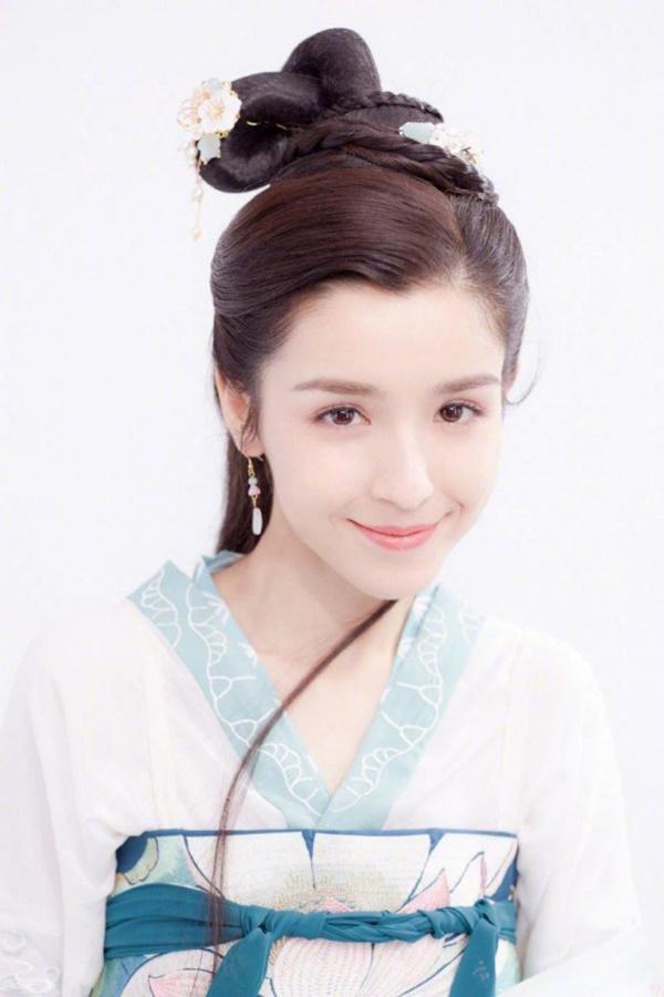 Tứ đại mỹ nhân Tân Cương: Sắc đẹp không cứu nổi tài năng, thị phi bủa vây đời tư-7