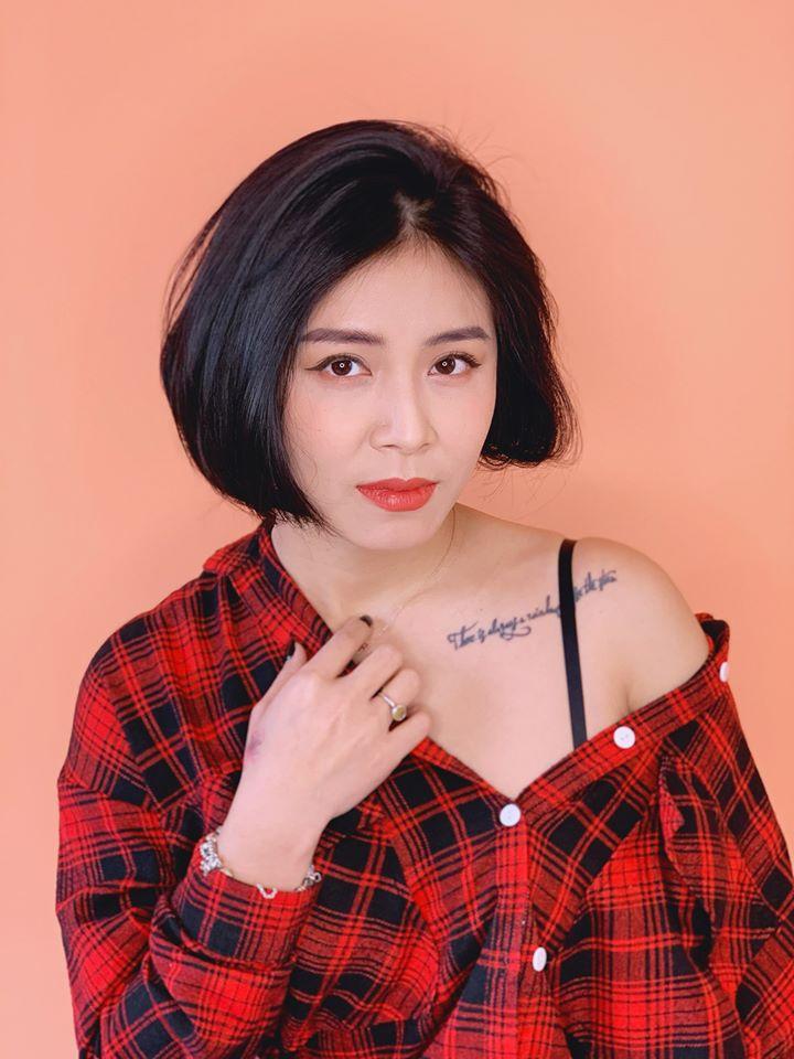 MC Hoàng Linh tung bộ ảnh khoe vai trần và vòng 1 gợi cảm-1