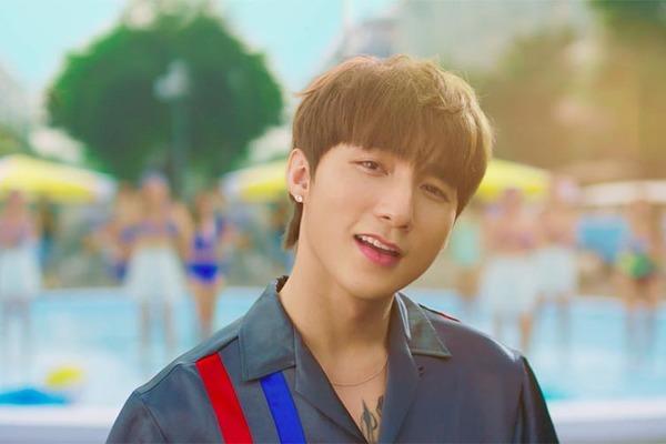 Sơn Tùng M-TP sẽ khui siêu xe, nhà mới trong clip mới?-1