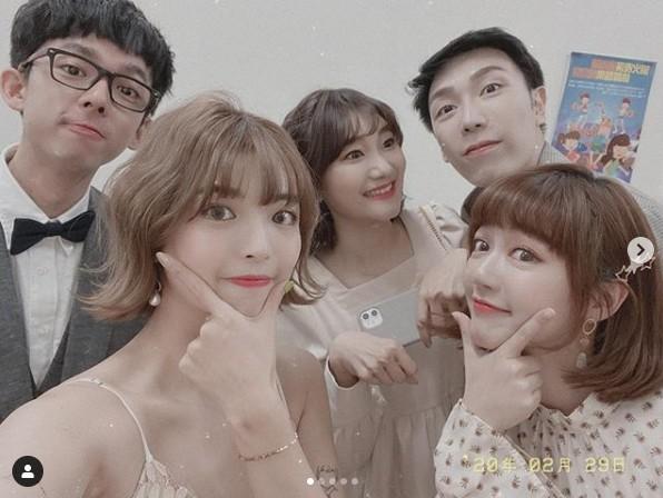 Nữ YouTuber trở về từ Hàn không cách ly vẫn mở tiệc tưng bừng gây tranh cãi dữ dội-2