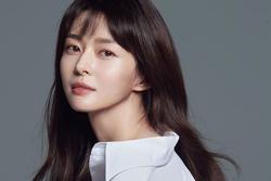 Nữ phụ 'Itaewon Class': Mặt mộc xuất sắc, thân hình nóng bỏng, từng hẹn hò Lee Jong Suk