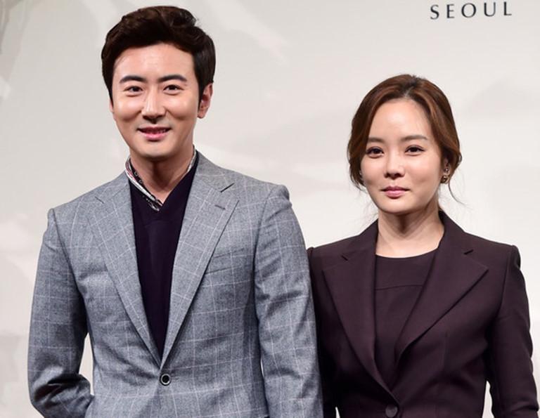 Mỹ nam Hoàn Châu cách cách từng bị Triệu Lệ Dĩnh phản bội bây giờ ra sao?-9