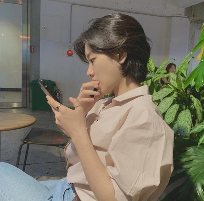 Mỹ nhân chuyển giới ở Itaewon Class được dân mạng Hàn khen mặc đẹp-8