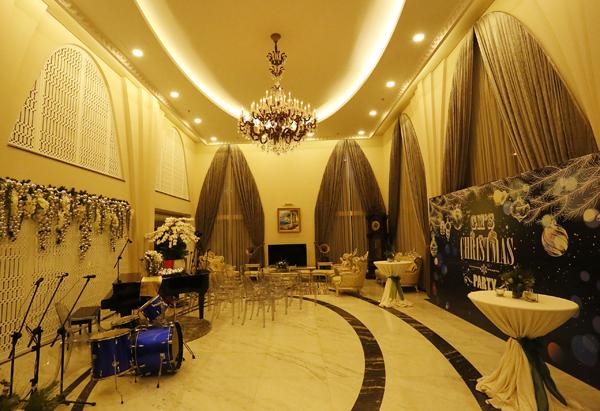 Không gian sống đầy hoa của Giáng My-12