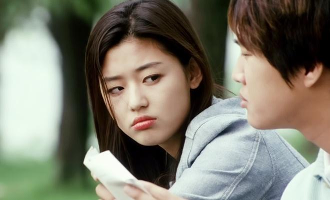 Ảnh Jeon Ji Hyun năm 20 tuổi gây chú ý-4