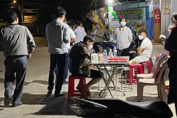 Phát hiện 3 người Trung Quốc không hộ chiếu trên xe khách lúc nửa đêm-1