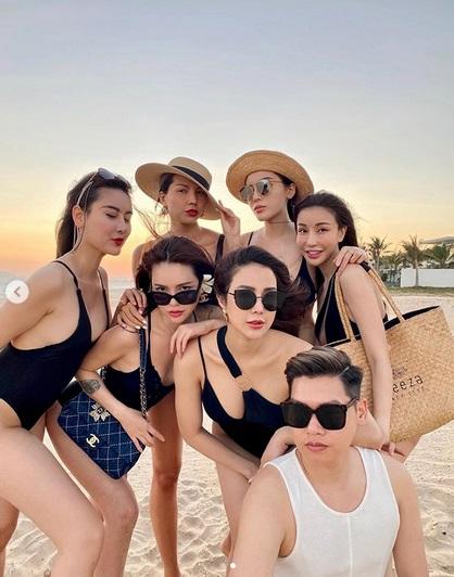 Ăn chơi như hội bạn thân Kỳ Duyên: Diện dresscode bikini mà từ mẹ bỉm đến gái xuân đều sexy hết cỡ-2