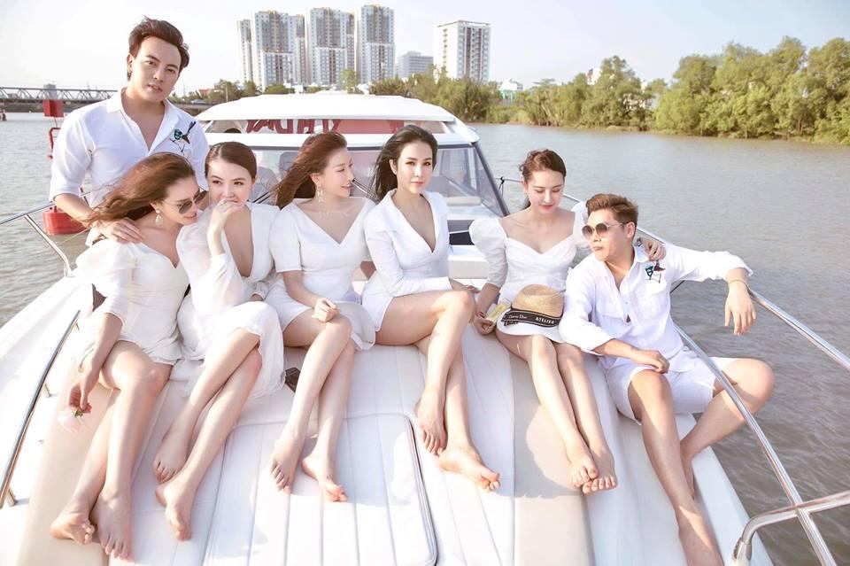 Ăn chơi như hội bạn thân Kỳ Duyên: Diện dresscode bikini mà từ mẹ bỉm đến gái xuân đều sexy hết cỡ-7