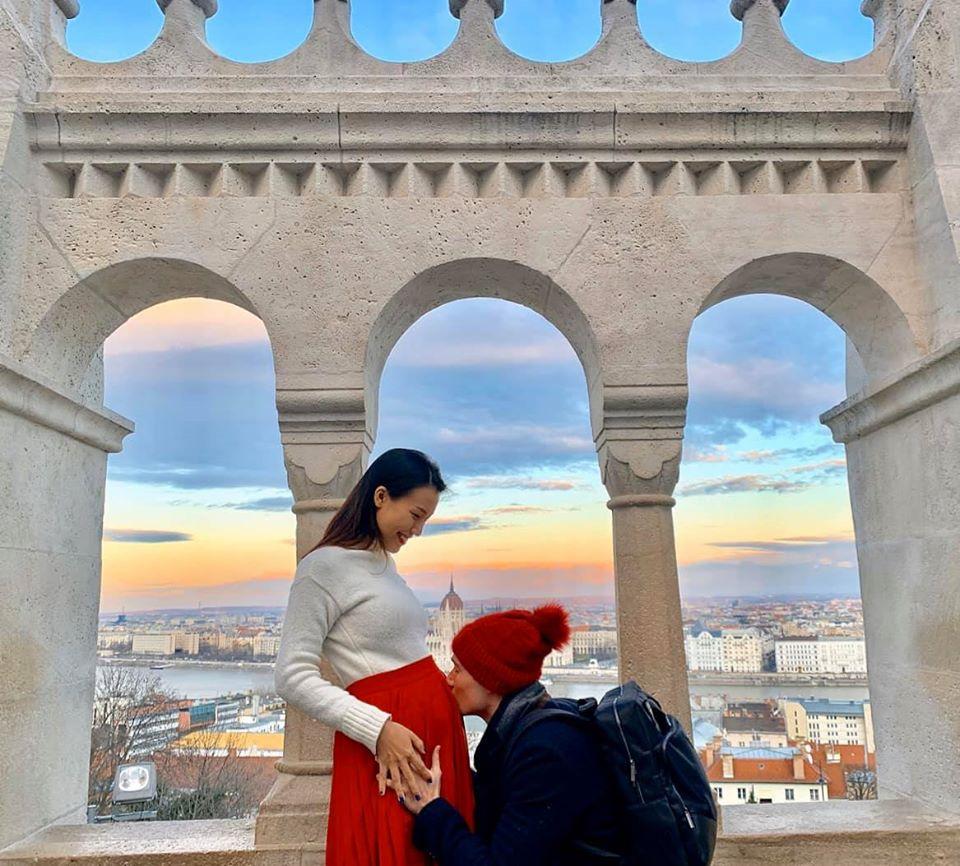 MC Hoàng Oanh đăng loạt ảnh hạnh phúc bên chồng Tây-5