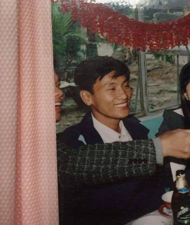 Soi ảnh cưới bố mẹ, cô gái rụng rời khi thấy nhan sắc cực phẩm của các chú khách mời: Hội bạn hotboy giờ sao rồi?-7