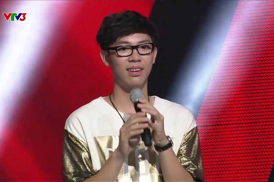 Erik: Từ ca sĩ tuột xích đến tiếng hát ra thế giới nhờ Ghen cô Vy-1