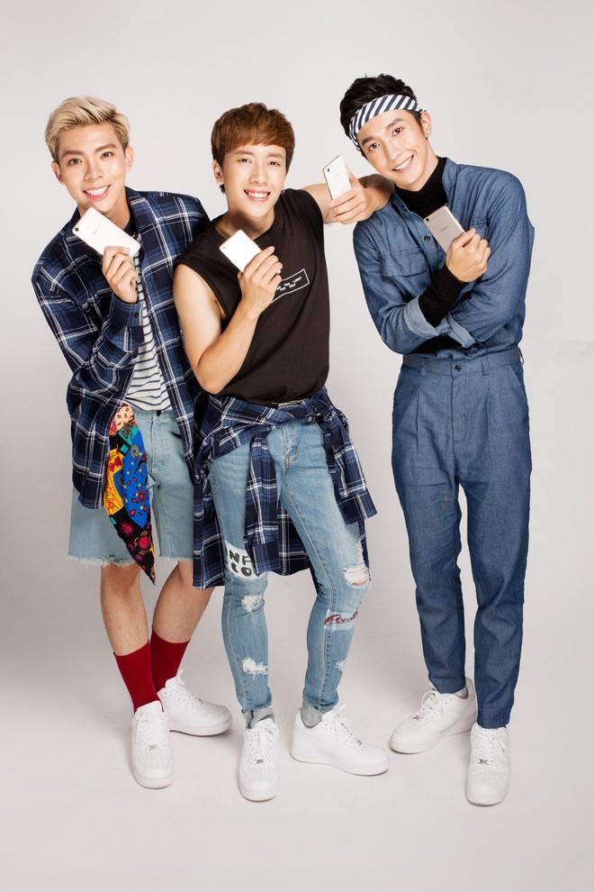 Erik: Từ ca sĩ tuột xích đến tiếng hát ra thế giới nhờ Ghen cô Vy-3