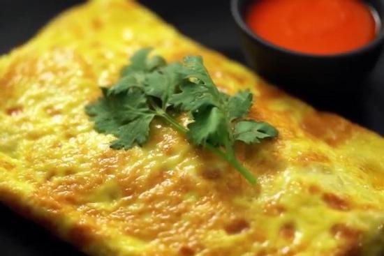 Tuyệt chiêu làm trứng ốp lết nhân thịt heo chua ngọt