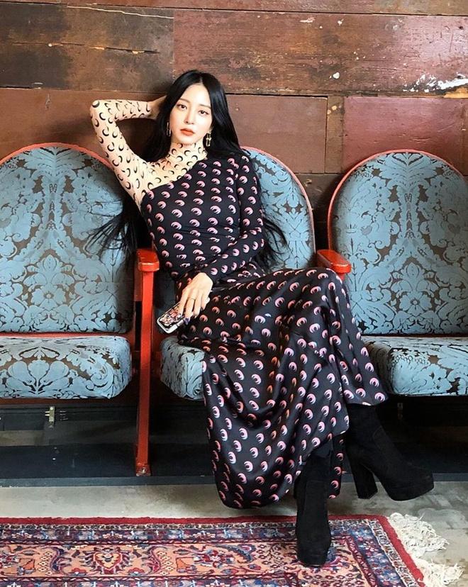 Vẻ nóng bỏng của nữ đại gia bất động sản mới trong showbiz-7