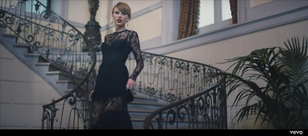 MV mới của AMEE vừa ra mắt đã bị bắt bài đạo nhái đến 80% Blank Space của Taylor Swift-1