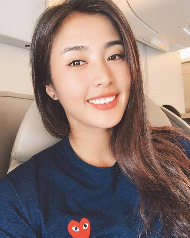 Nữ thủ môn cao 1,88m, có gương mặt đẹp như hoa hậu-5