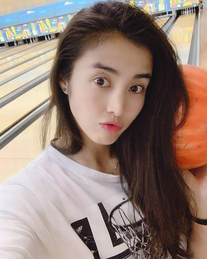 Nữ thủ môn cao 1,88m, có gương mặt đẹp như hoa hậu-7