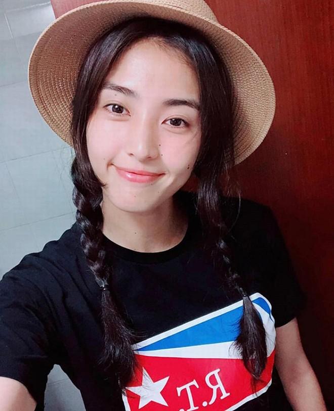 Nữ thủ môn cao 1,88m, có gương mặt đẹp như hoa hậu-12