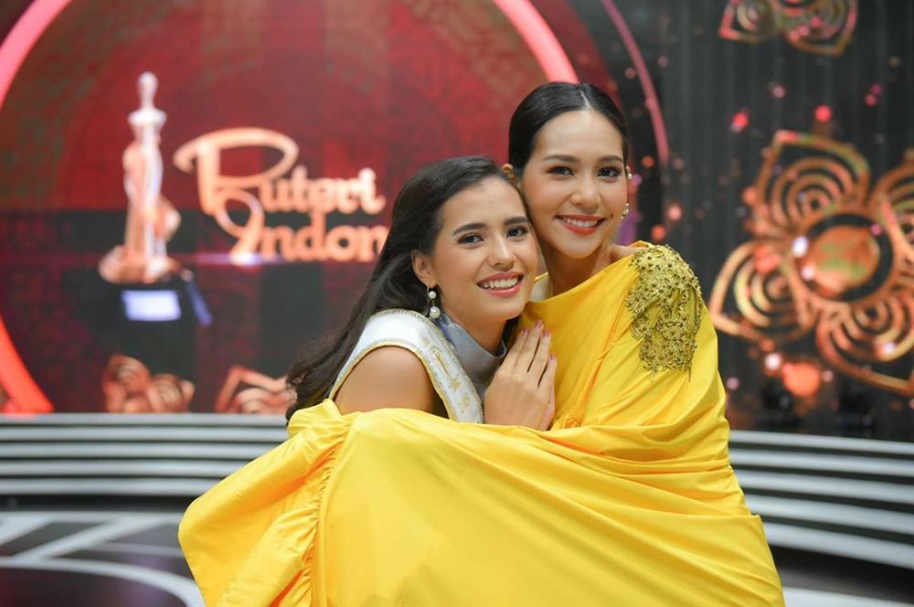 3 nữ hoàng sắc đẹp đụng độ: Chịu cảnh lép vế không ngờ là Hoa hậu Hoàn vũ-8