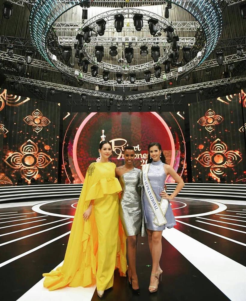 3 nữ hoàng sắc đẹp đụng độ: Chịu cảnh lép vế không ngờ là Hoa hậu Hoàn vũ-6