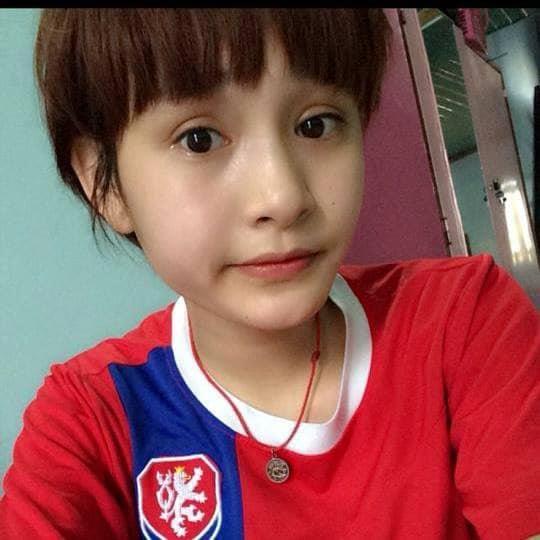 Không sắc sảo, quyến rũ như bây giờ, Hiền Hồ của ngày xưa trông vô cùng đáng yêu-1