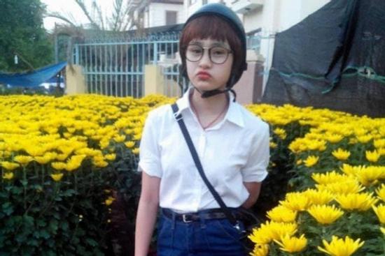 Không sắc sảo, quyến rũ như bây giờ, Hiền Hồ của ngày xưa trông vô cùng đáng yêu