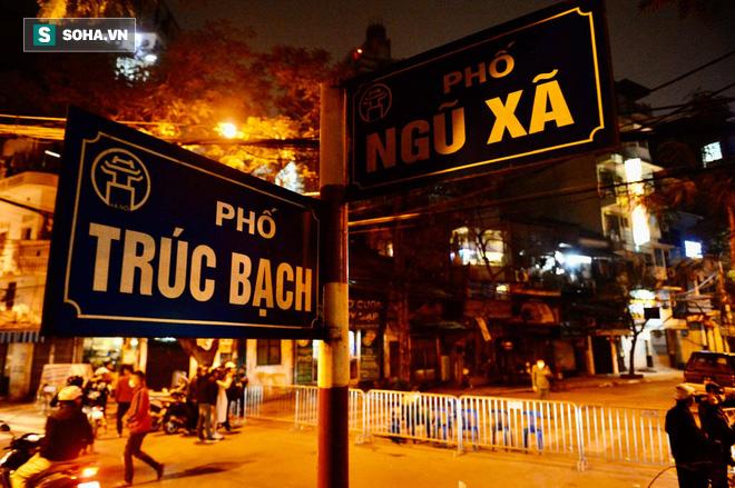 Cận cảnh bên trong phố Trúc Bạch đến Châu Long bị cách ly sau khi phát hiện ca thứ 17 dương tính virus corona-3