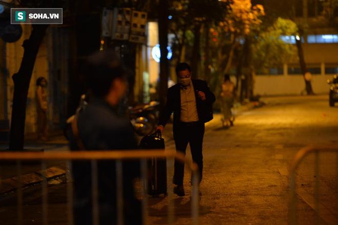 Cận cảnh bên trong phố Trúc Bạch đến Châu Long bị cách ly sau khi phát hiện ca thứ 17 dương tính virus corona-15