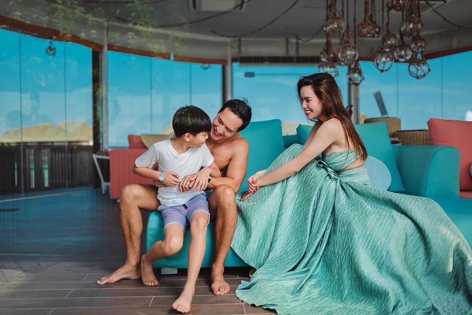 Mẫu Next Top gây phẫn nộ khi nhắn con trai Hồ Ngọc Hà: Lớn lên không được giành chồng với mẹ-1