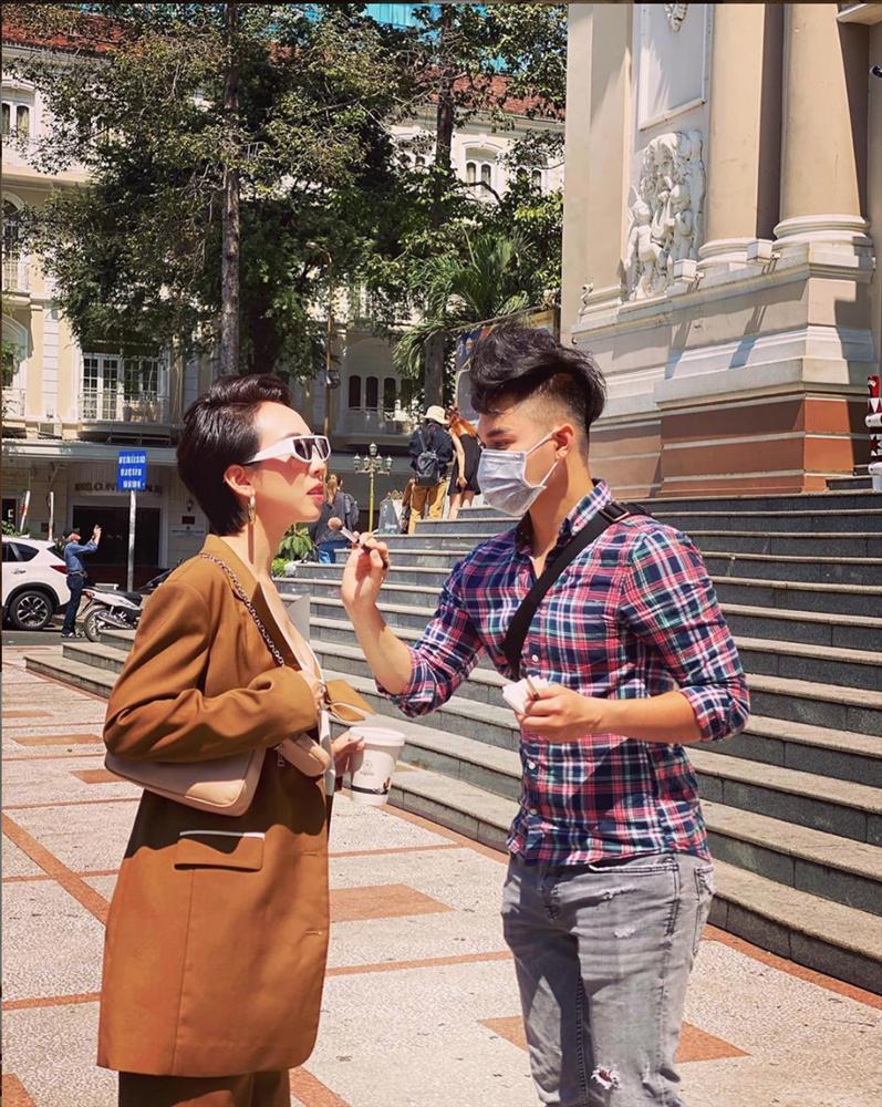 Từ bao giờ hoa hậu hài Thu Trang lại bớt phèn, sành điệu dát đầy hàng hiệu thế này?-6