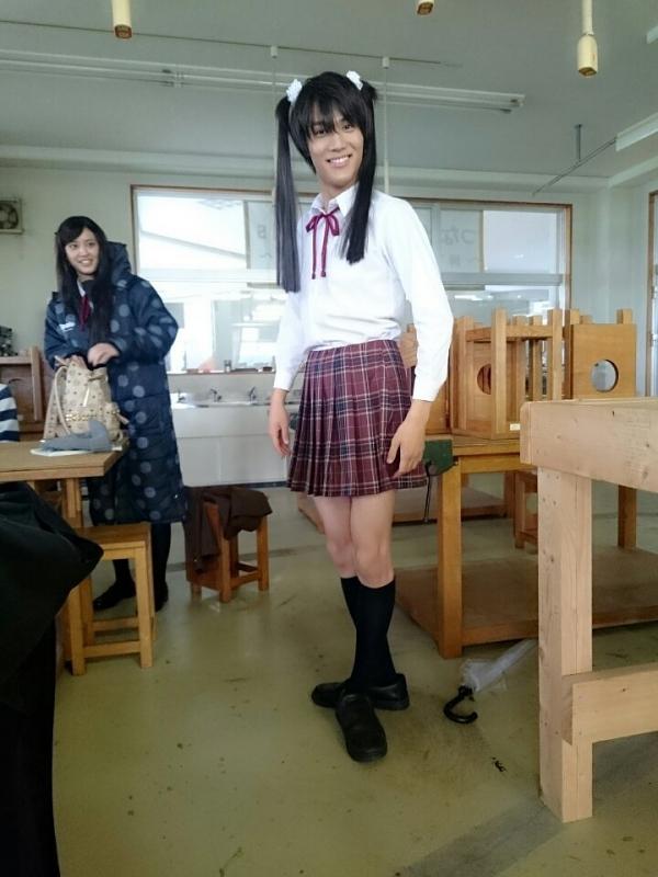 Trong "Prison School" các fan được dịp chiêm ngưỡng vẻ đẹp có phần thô một cục của mỹ nam Nakagawa Taishi.