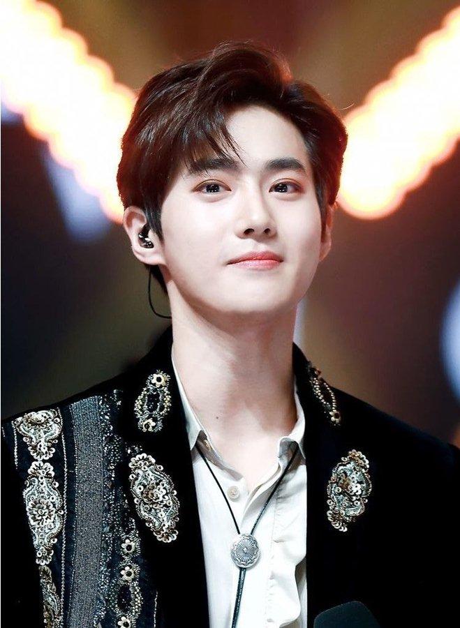 EXO Suho thông báo ra mắt solo với mini album 