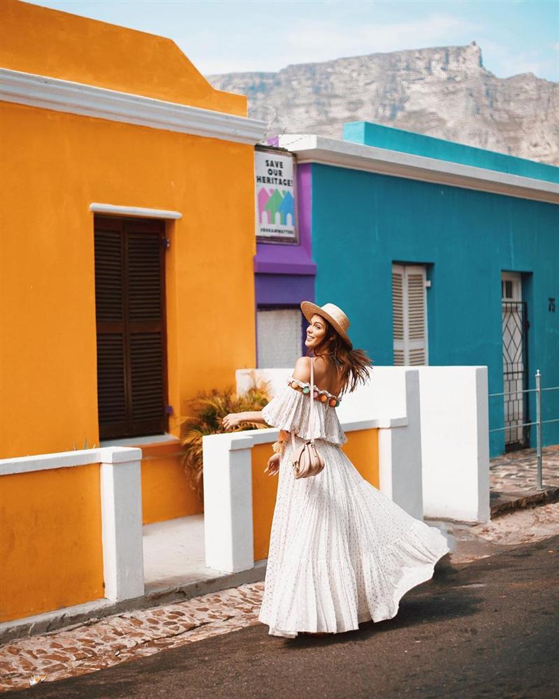 Bản tin Hoa hậu Hoàn vũ 7/3: Hoàng Thùy bị đàn em Tiểu Vy kèn cựa không khoan nhượng-6