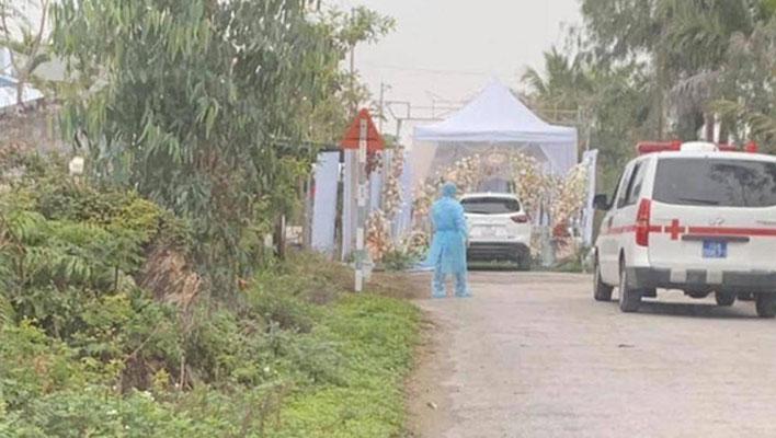 Cô dâu chuẩn bị đám cưới phải đi cách ly vì bay cùng chuyến với nữ bệnh nhân thứ 17 dương tính virus corona-2