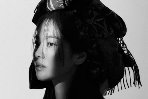 Những ai là đại gia bất động sản ở showbiz?-17