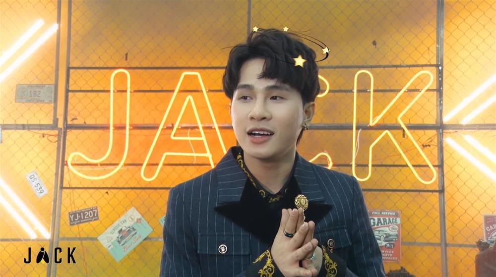 Bóc quà ngày 8/3 từ Jack, người hâm mộ phát hiện chi tiết đắt giá về MV mới của anh-1