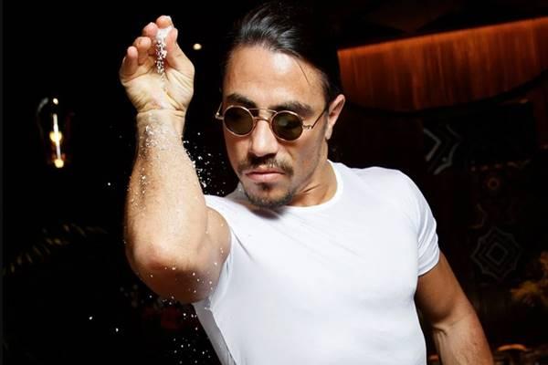 Thánh rắc muối bị kiện 5 triệu USD vì vi phạm bản quyền-3