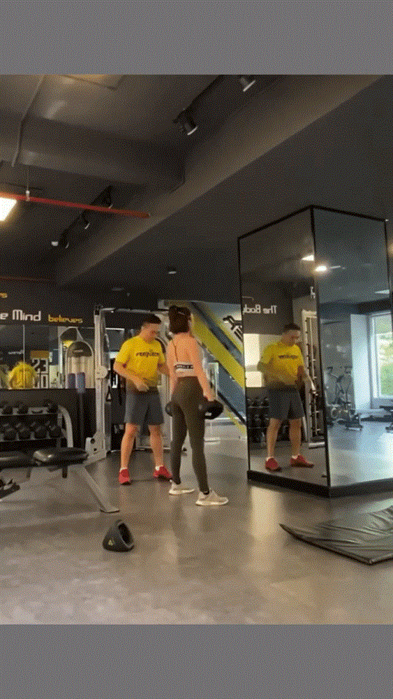Ngược đời như Tóc Tiên, lấy chồng xong mới lao vào tập gym để cải thiện vóc dáng-2