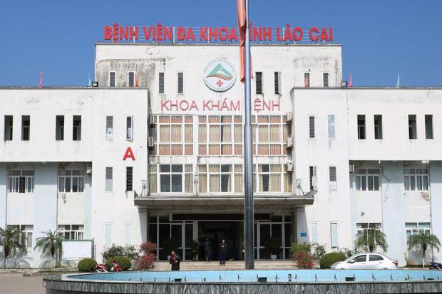 Lộ trình di chuyển của 2 du khách Anh dương tính với Covid-19 tại Lào Cai, Sapa-1